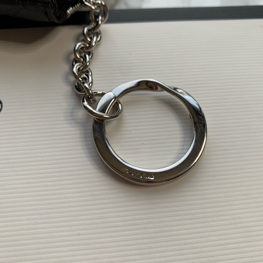 🇺🇸 Gucci Microguccissima Leather Keyholder Brown - Picture 3 of 8